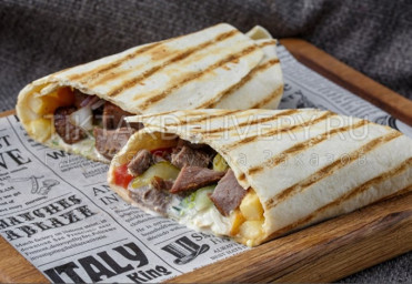 Шаурма на углях из баранины